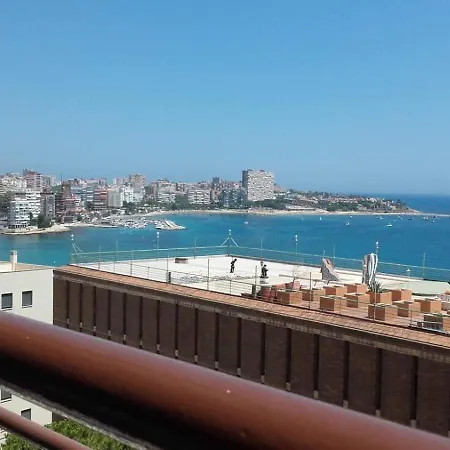 דירה A 50 Metros Del Mar Y En 2 Paradas De Bus Estas En El Centro De *