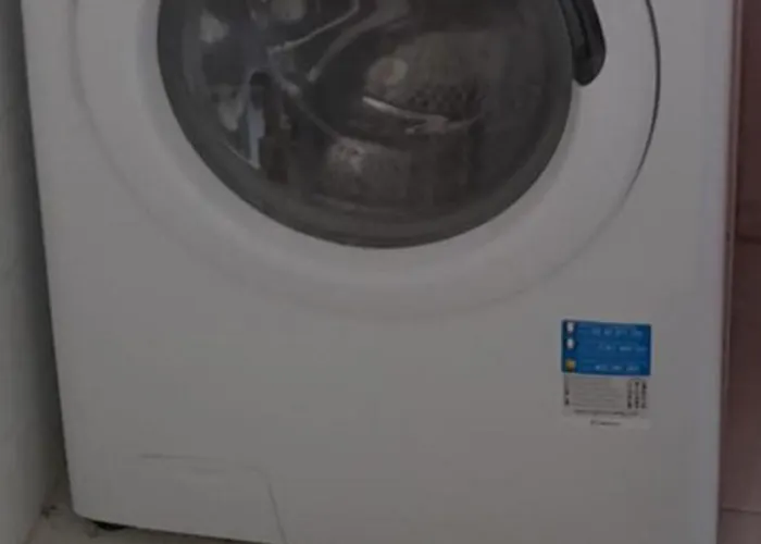 Apartmán A 50 Metros Del Mar Y En 2 Paradas De Bus Estas En El Centro De *