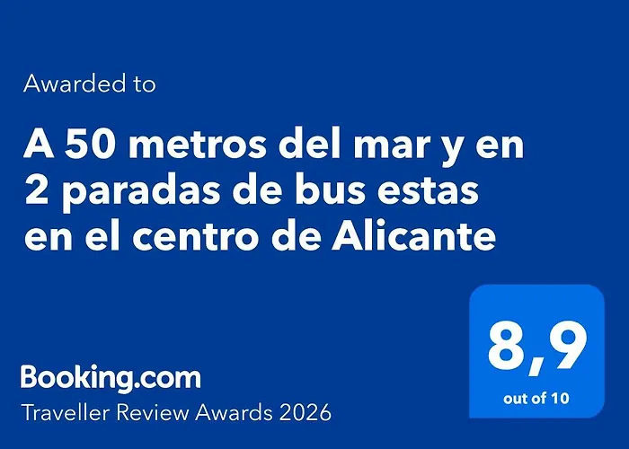 A 50 Metros Del Mar Y En 2 Paradas De Bus Estas En El Centro De Apartmán *